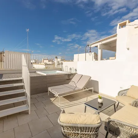 Dimora Idro بيت للعطل غالّيبولي